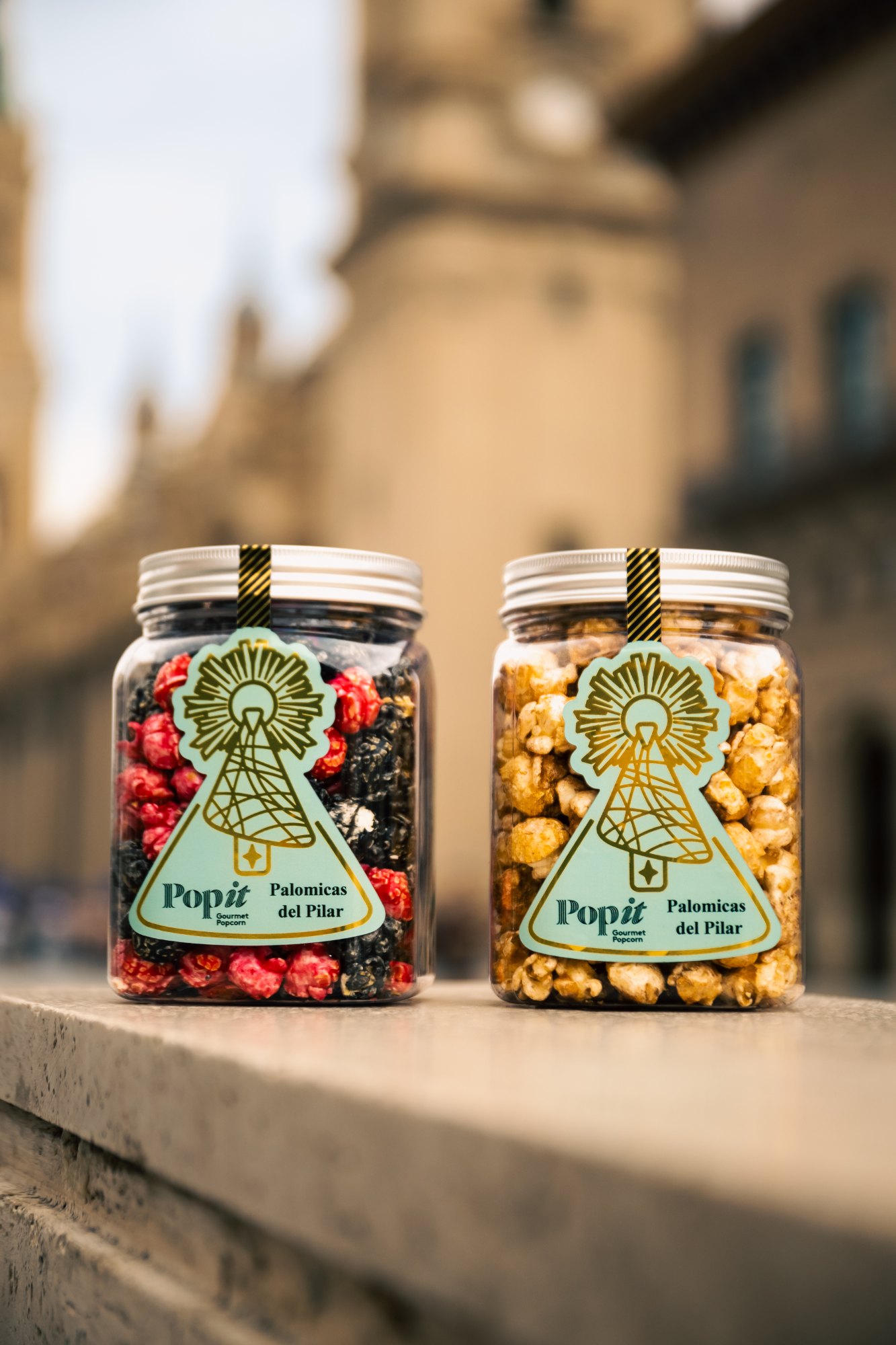 Palomicas del Pilar de Popit, tarros de palomitas gourmet con etiqueta homenaje a la Virgen del Pilar, Zaragoza